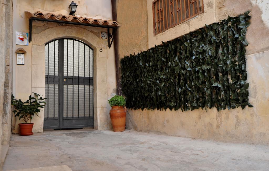 B&B Isola Del Sole Noto Exterior foto
